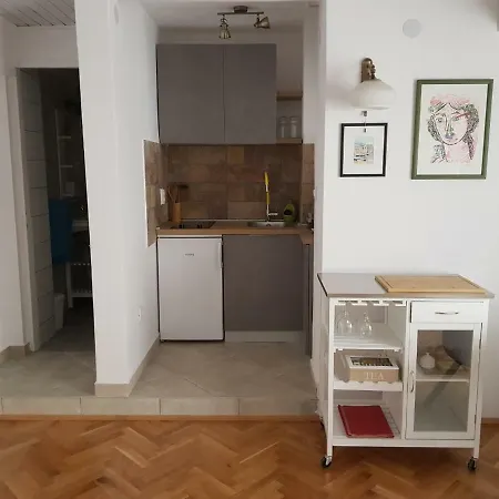 L&m Studio Apartman Διαμέρισμα