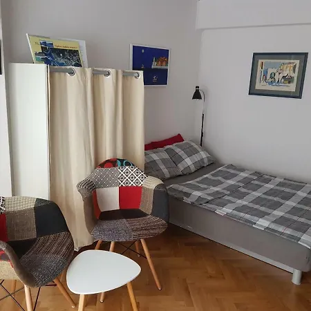 アパート L&m Studio Apartman プーラ