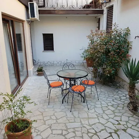 L&m Studio Apartman Διαμέρισμα *