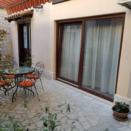 L&M Studio Apartman * Pula