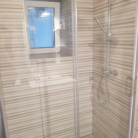 L&m Studio Apartman *