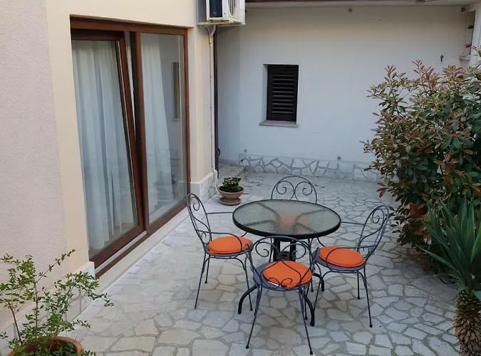 L&m Studio Apartman Pula