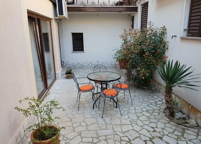 L&m Studio Apartman Appartement *